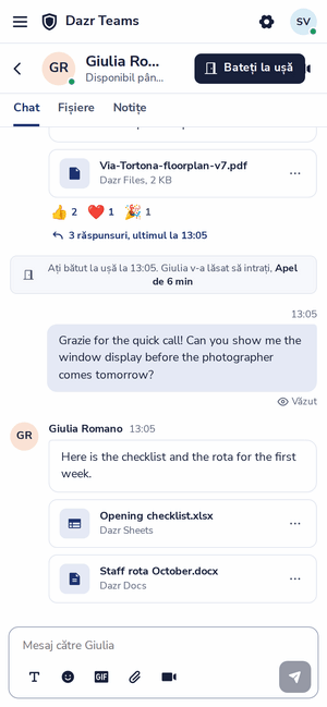 Un chat în Dazr Teams pe telefon